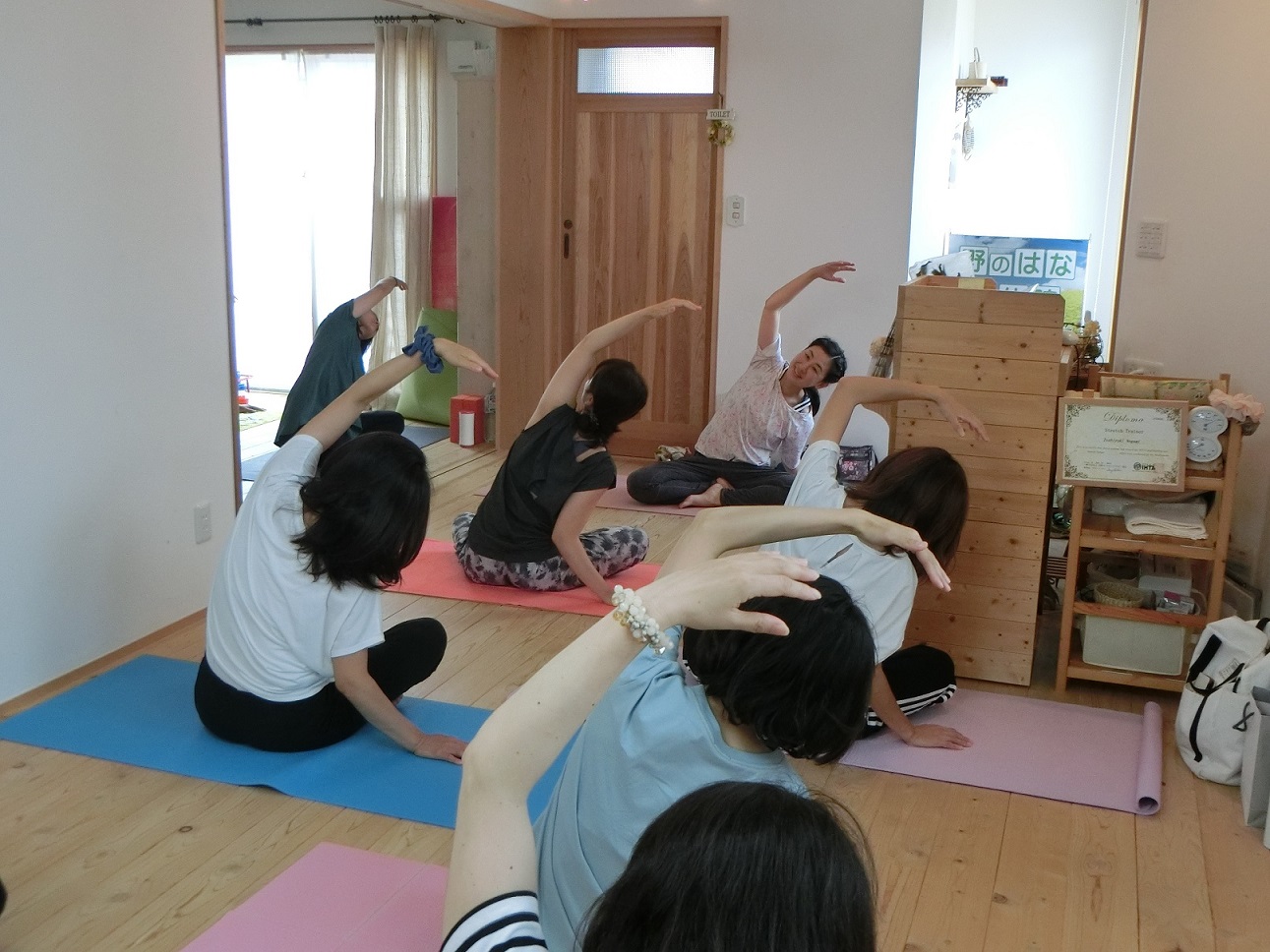 Organic YOGA Studio 野の花